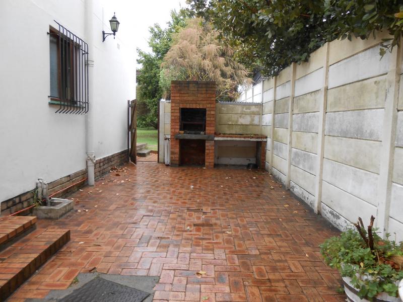 To Let 3 Bedroom Property for Rent in De La Haye Western Cape